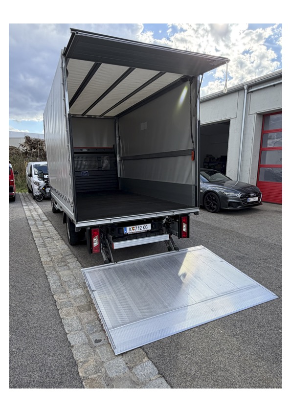 Ford Koffer Ladebordwand